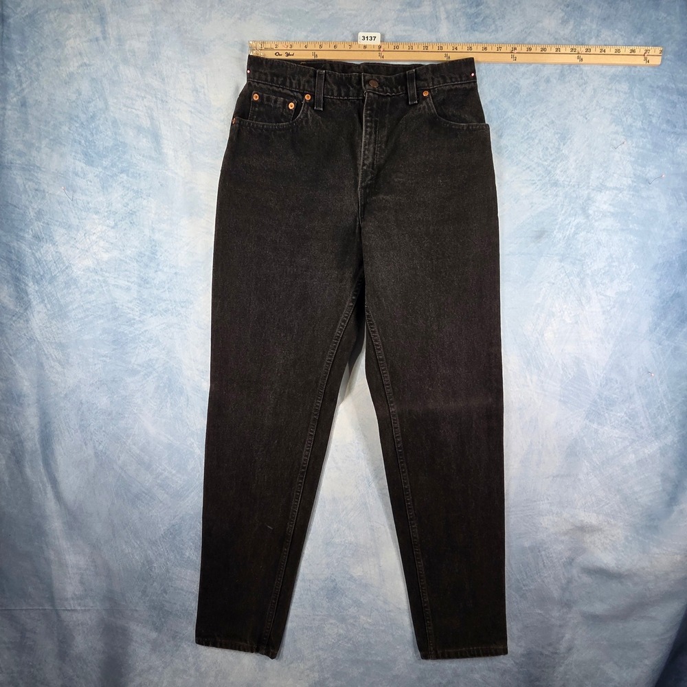 Vintage Levis 550 Relaxed Fit Tapered Leg Black Denim Jeans Made in USA 13 LNG